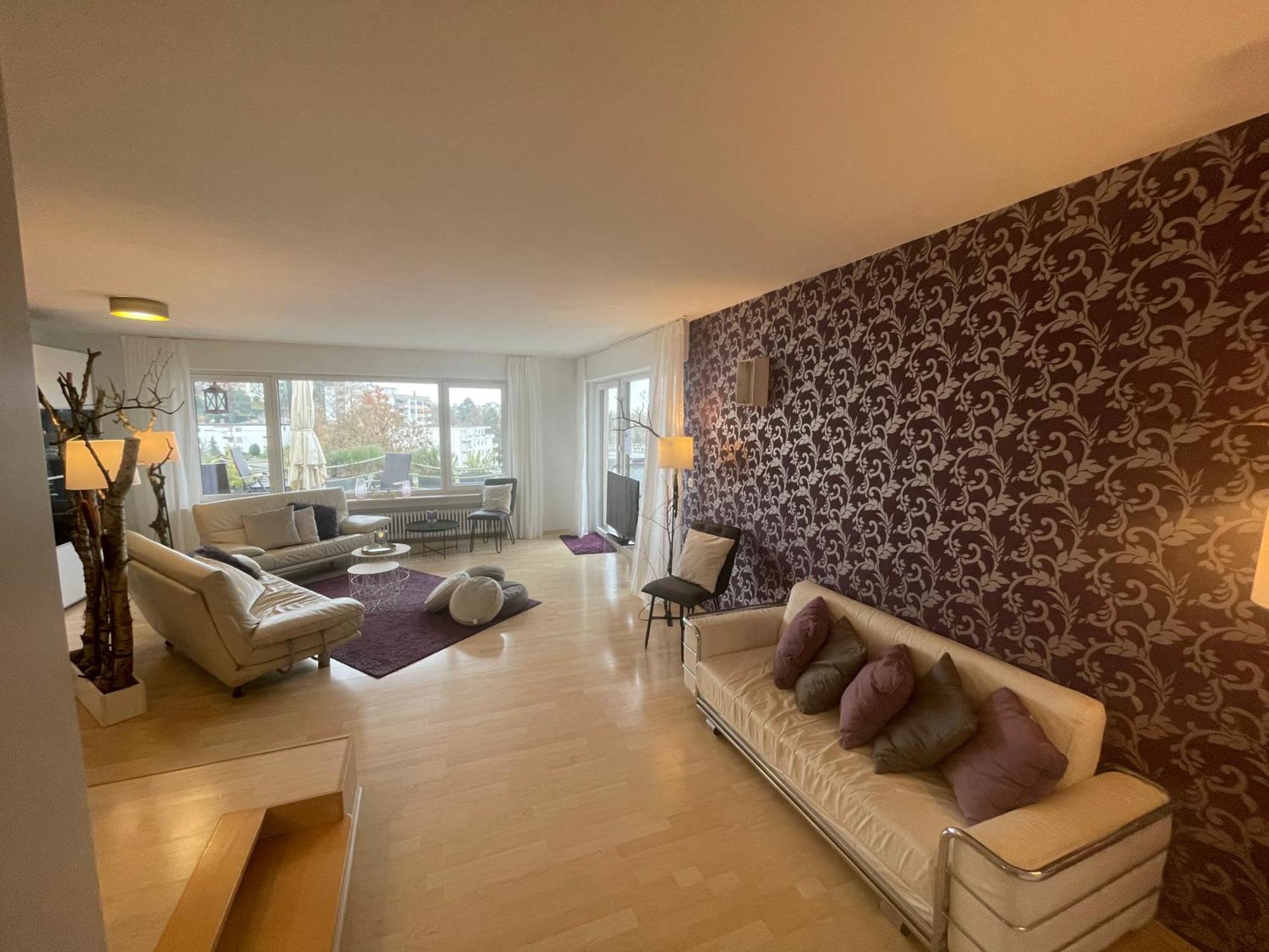 Penthouse - 3 Schlafzimmer- Sonnige Dachterrasse -Whirlpool & Alpenblick - Perfekt Fuer Romantik Oder Familienurlaub Mit Kind, Hund Willkommen - By Ferienwohnenamsee - 위버링겐 외부 사진